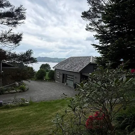 Family With Fairytale Garden In Talgje Ferienhaus